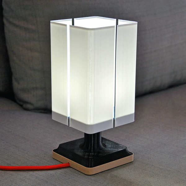 Valeria Lamp