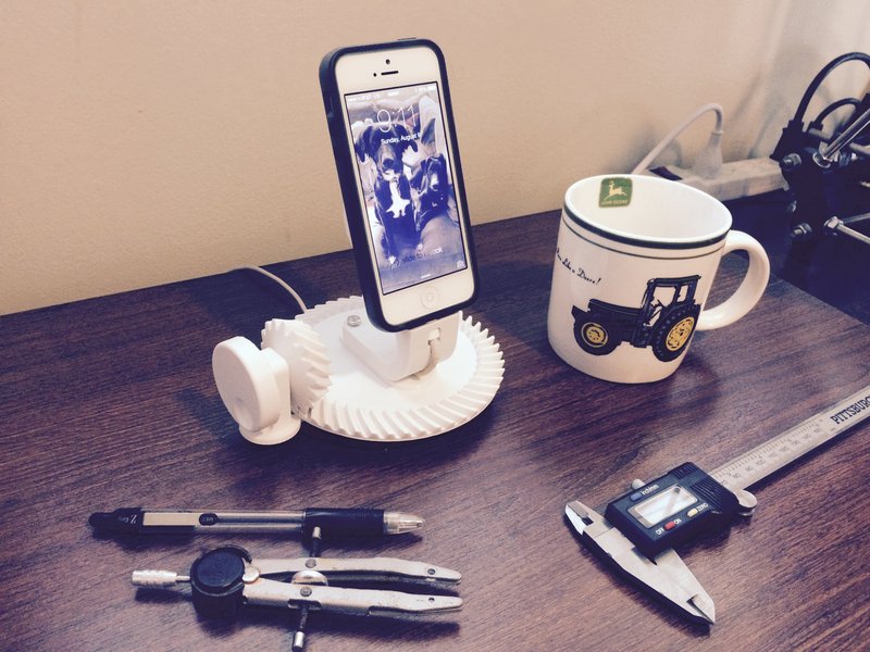 Gearhead iPhone 5/6 Dock, Spiral Bevel Gear 51T/17T, 3:1 Ratio
