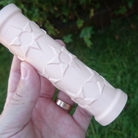 Kids Bike Handlebar Grips - Thumbnail 1