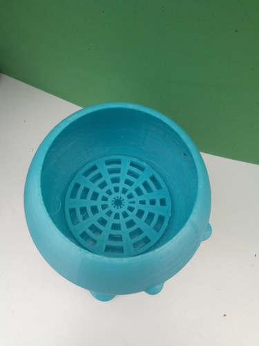 Oddish plant pot + drain disk 3D Print 298886