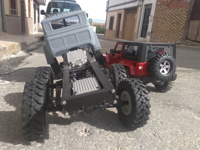 Crawler chasis 6x6 ural rc truck  3D Print 299297