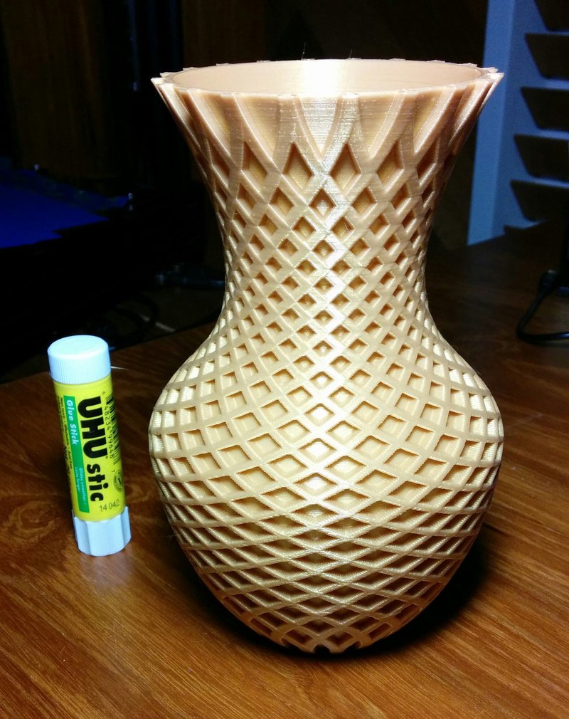 Watertight spiral vase