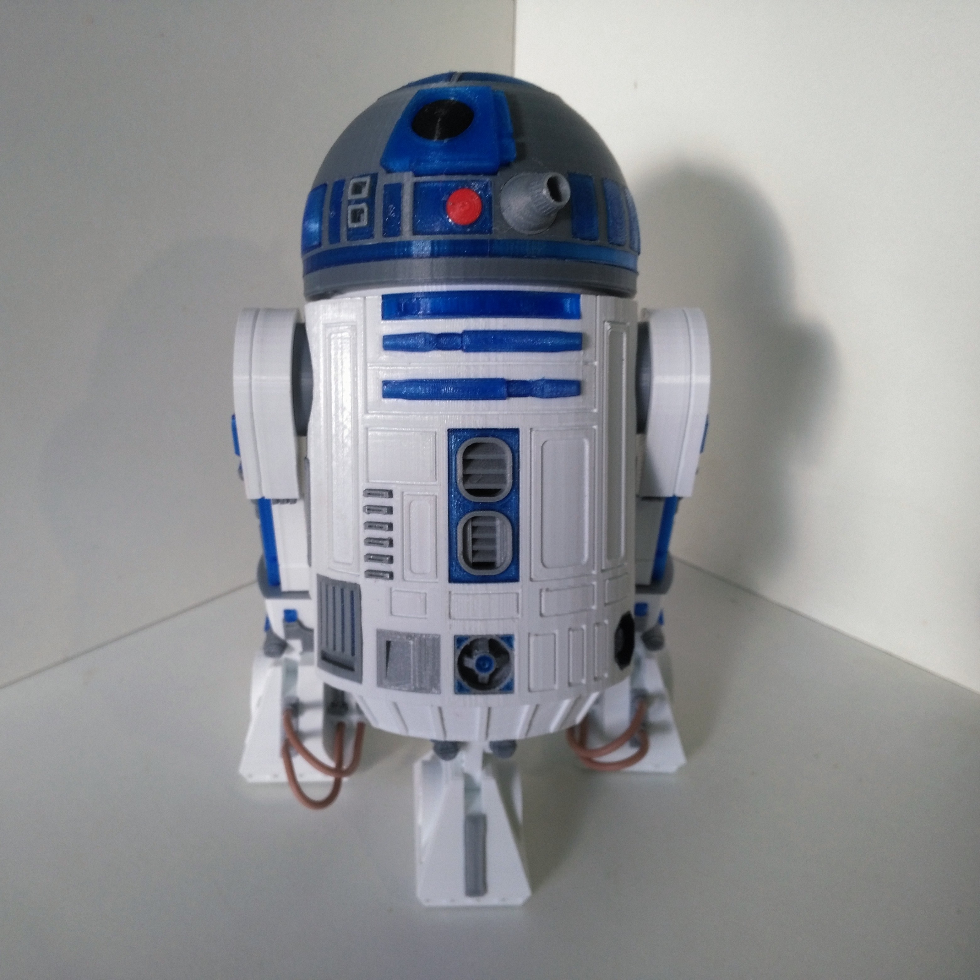 3d Printed Star Wars R2d2 Detailed Printable Rotating Openable Head By Mochiczuki Pinshape