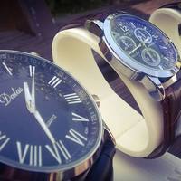 Wristwatch stand (1) - Thumbnail 2