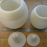Slotted bowl with lid - Thumbnail 4