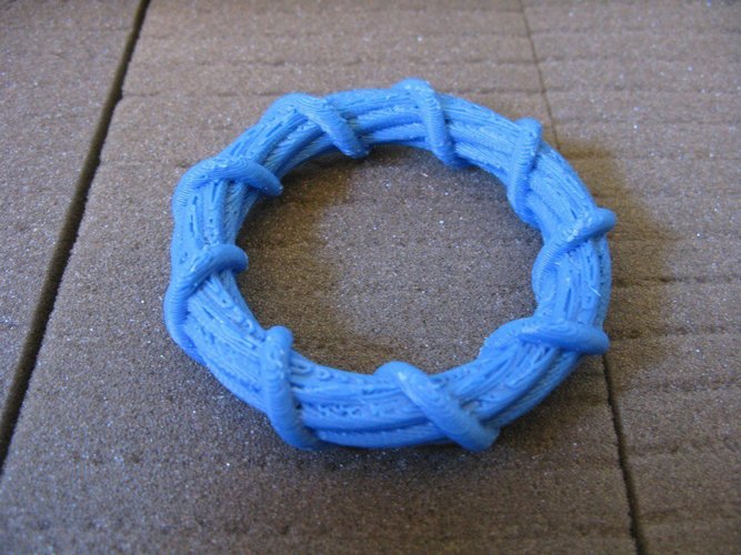 3D Printed Twisted bracelet by MakeALot | Pinshape