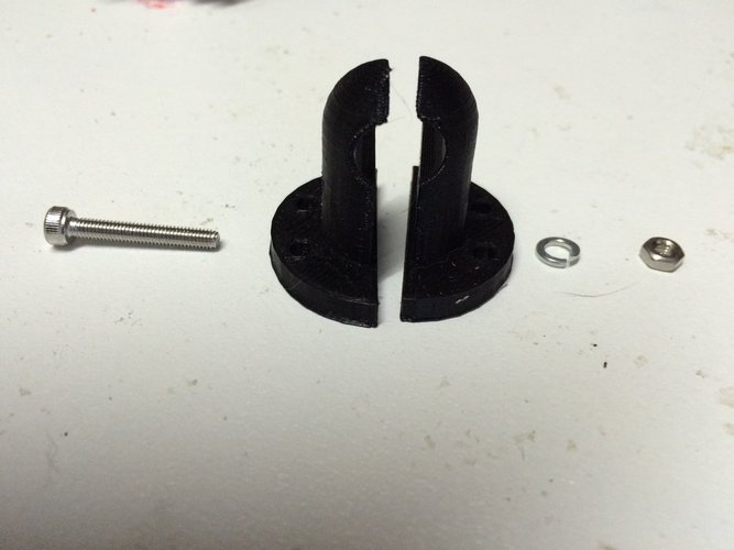 Prusa I3 - 8mm Threaded Rod Anchor - Split 3D Print 32323