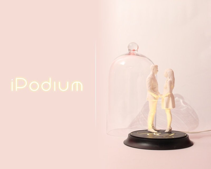 Ipodium | Presentation Display for Your 3D Printed Artwork and O