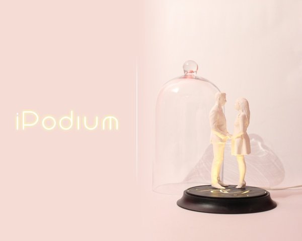 Ipodium | Presentation Display for Your 3D Printed Artwork and O