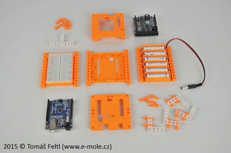 Arduino UNO R3 clone + Sensor shield + Bitbeam case 3D Print 34154
