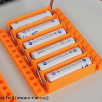 Arduino UNO R3 clone + Sensor shield + Bitbeam case - Thumbnail 3