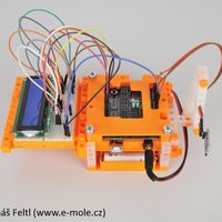 Arduino UNO R3 clone + Sensor shield + Bitbeam case - Thumbnail 7