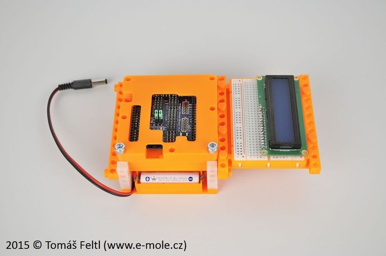 Arduino UNO R3 clone + Sensor shield + Bitbeam case 3D Print 34162