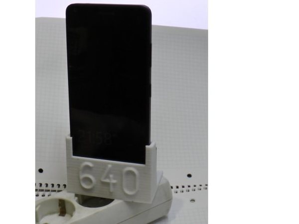 lumia 640 stand/dock 