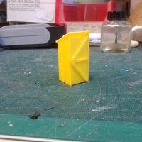 outside loo model in 1;48 scale - Thumbnail 3