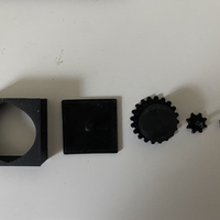 Small Cranking spinning box platform 3D Printing 354909