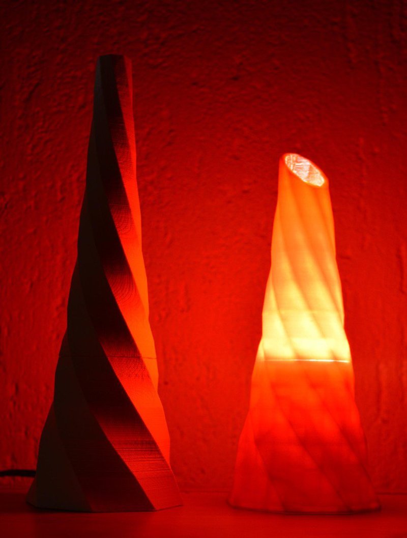 Lampada cono esagonale