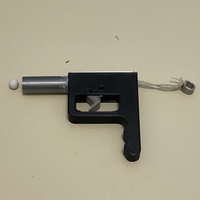 Ball launcher with hand and finger rest - Thumbnail 3