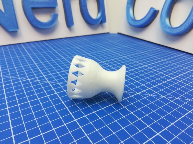 Egg cup with crown 3D Print 370129
