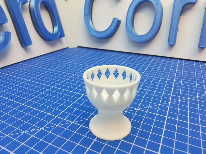 Egg cup with crown 3D Print 370131