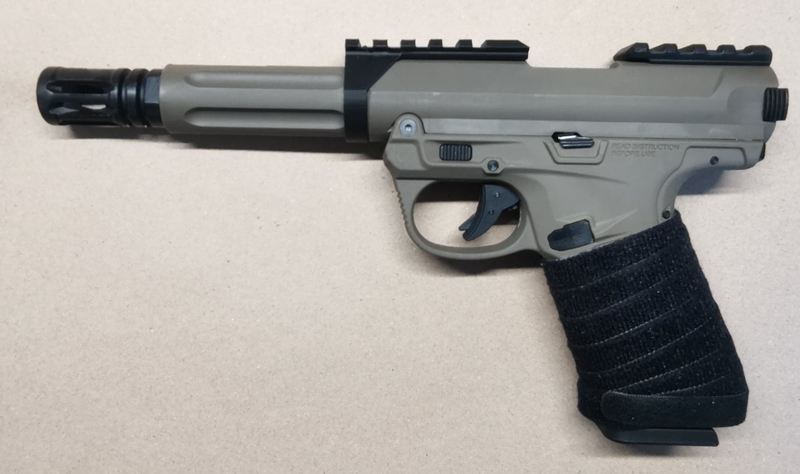 AAP 01 front top rail