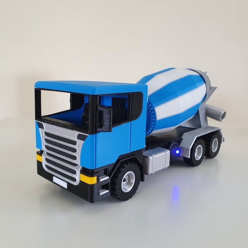 Cement Truck with motorized rotating tank 3D print model