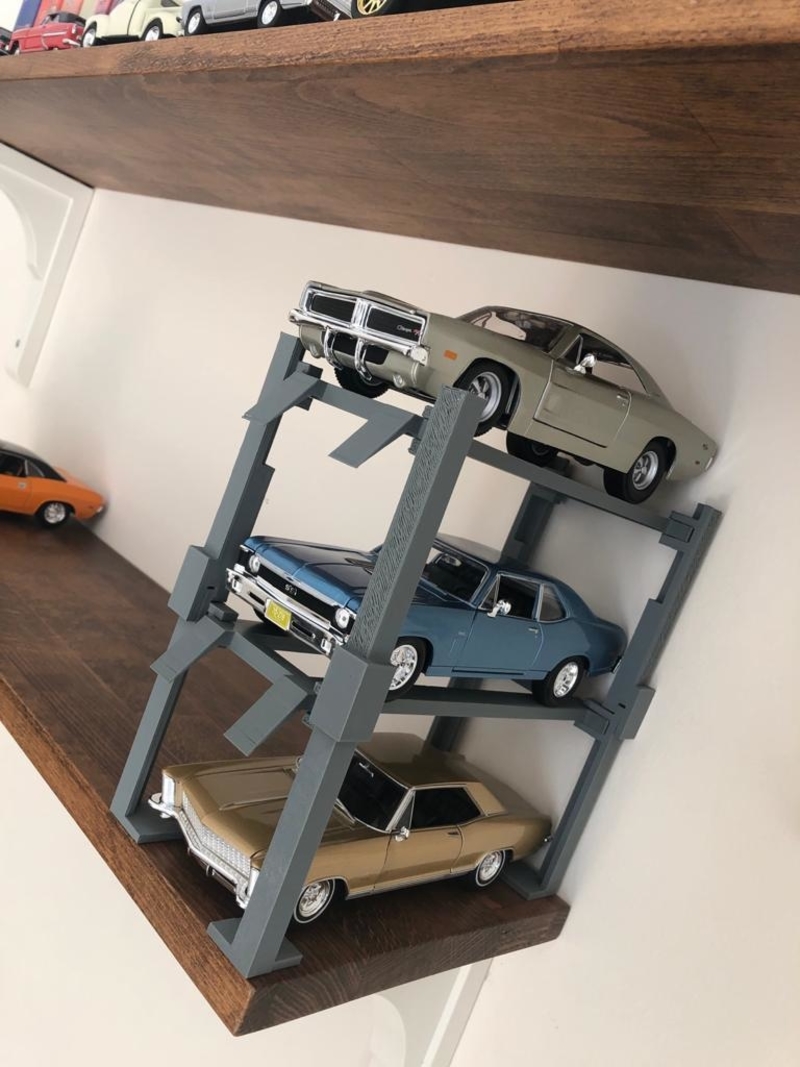 Diecast lift