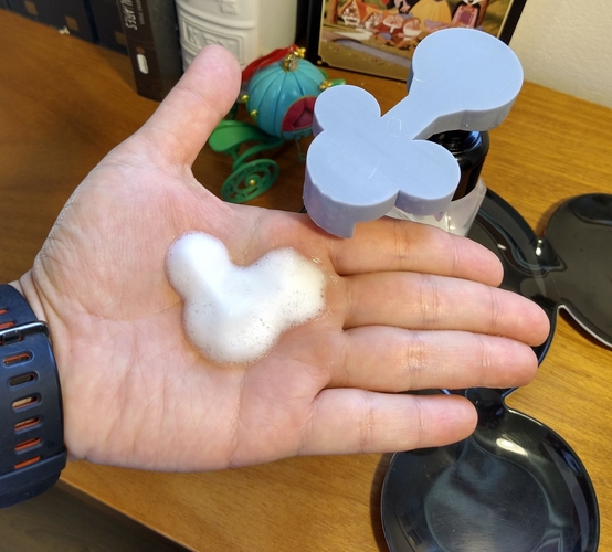 MICKEY SHAPED FOAMING SOAP ADAPTER TO BATH & BODY WORKS