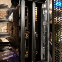 Universal Vertical GPU Mount Amd Nvidia - Thumbnail 4