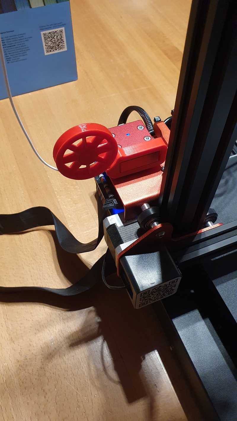 CR10s pro filament guide