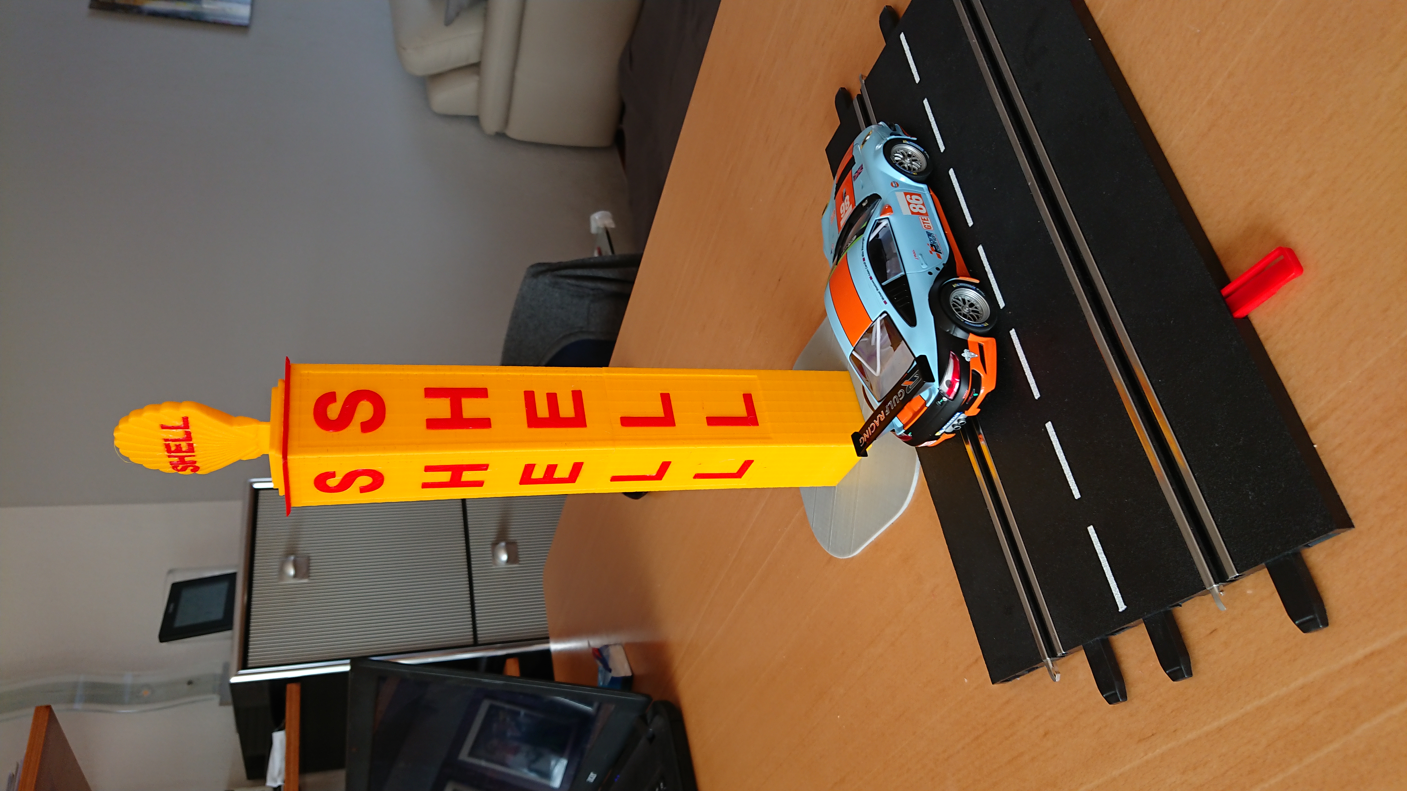 Eigenbau Modell der Shell Säule vom Nürburgring im Maßstab 1:24. 3D Print 381055