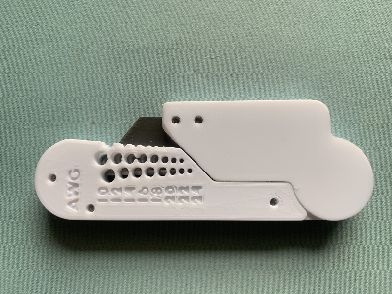 Wire cutter and stripper