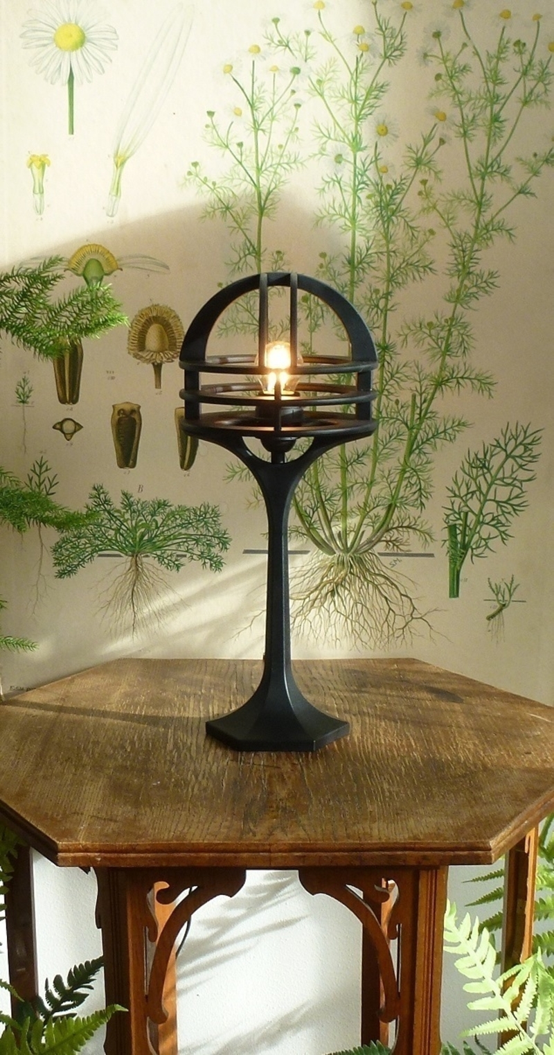 art deco noveau jugend table lamp