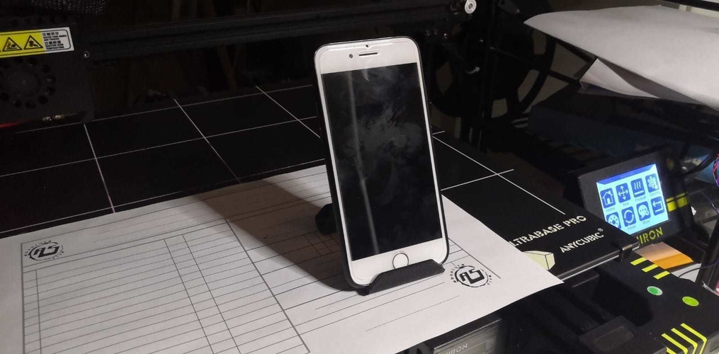 NoSupports Universal PhoneStand Model1 3D Print 383499