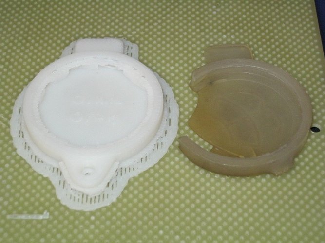 Windshield wiper's water reservoir lid. 3D Print 38387