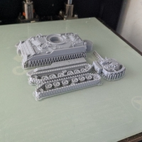 M1A2 BRADLEY FIGHTING VEHICLE - Thumbnail 2