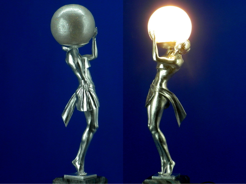 3D printed lamp "Woman carrying light" 
