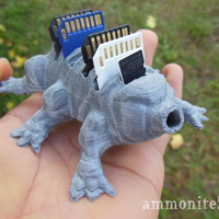 Small THE TARDIGRADE SD CARD SERVANT 3D Printing 385683