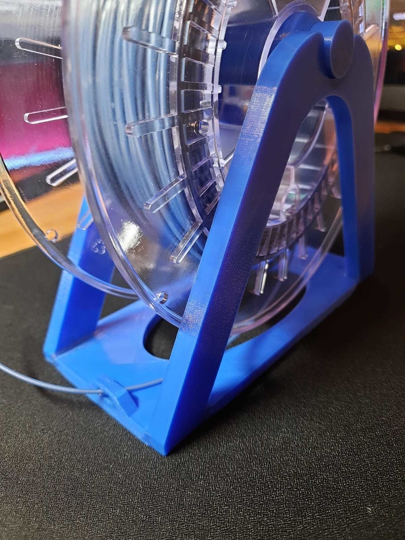 Pakkun's Spool Holder