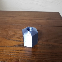 Small Lug Nut Razor Holder 3D Printing 391955