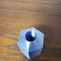 Lug Nut Razor Holder - Thumbnail 2