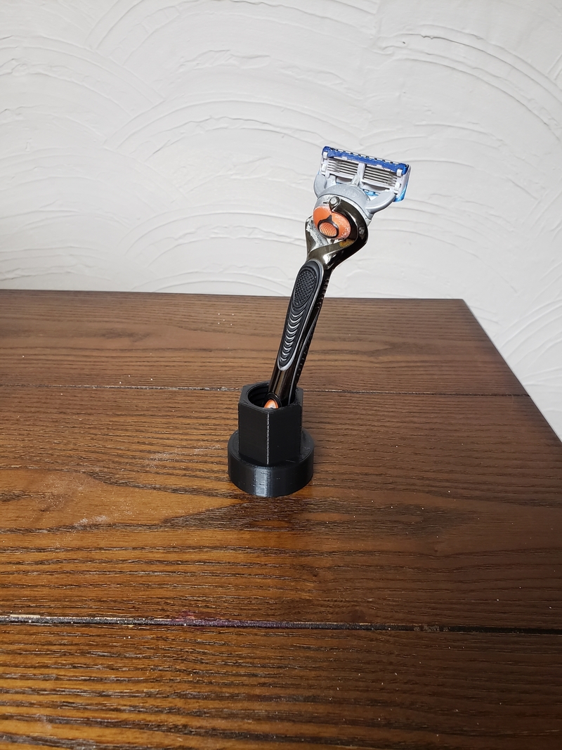 Nut and Washer Razor Holder