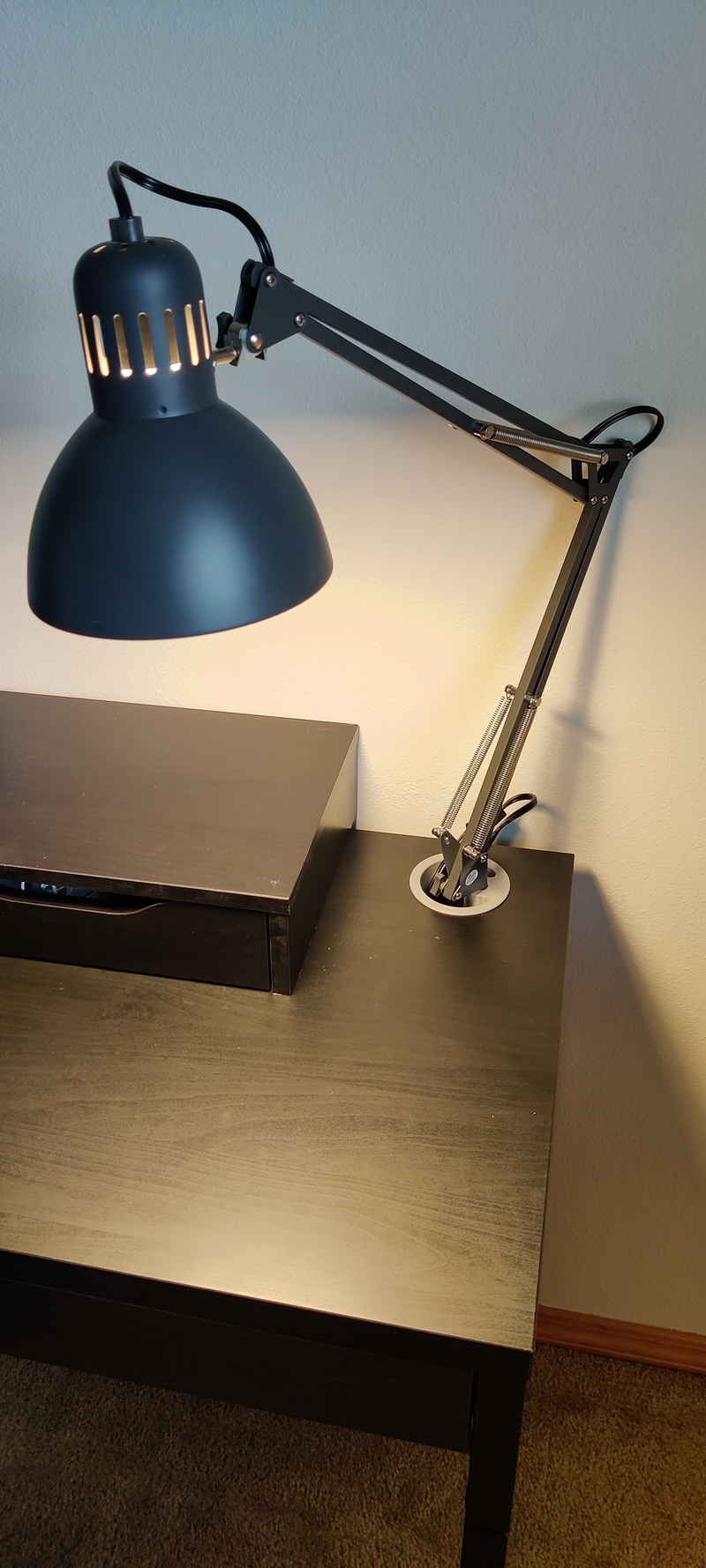 IKEA Lamp adapter for MICKE + TERTIAL