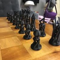 Small Geometric Chess Set 3D Printing 394043