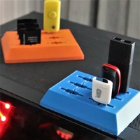 Small USB/SD/MicroSD Holder  3D Printing 395187
