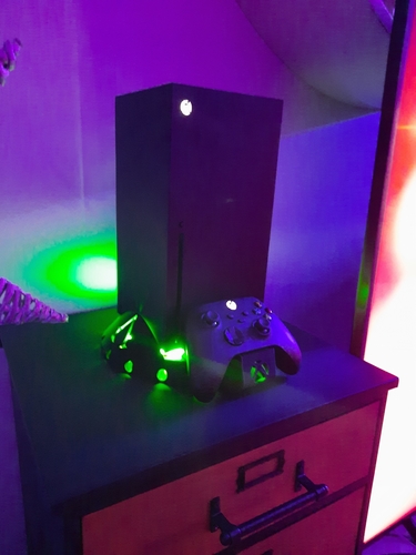 3D Printed Support xbox series x by criolio