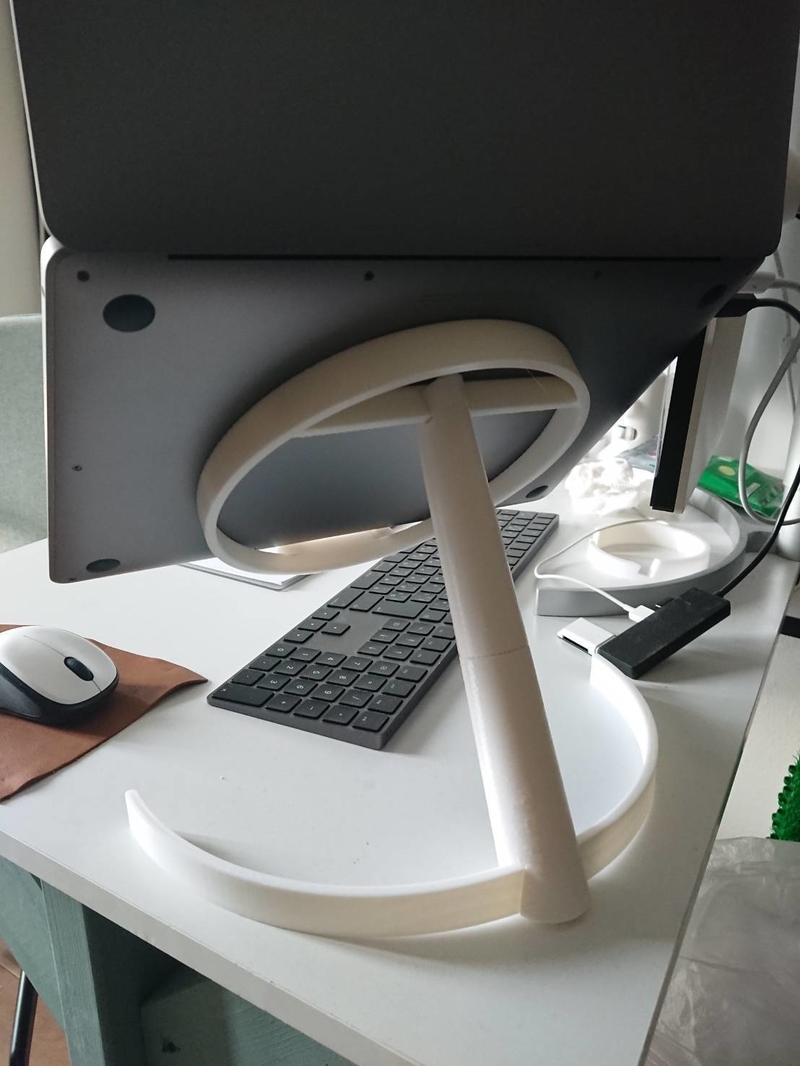 MacbookAIR. stand