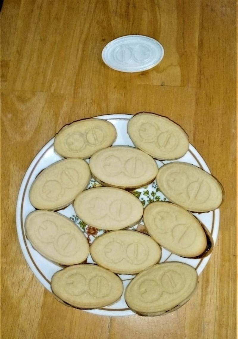EXID Cookie cutter