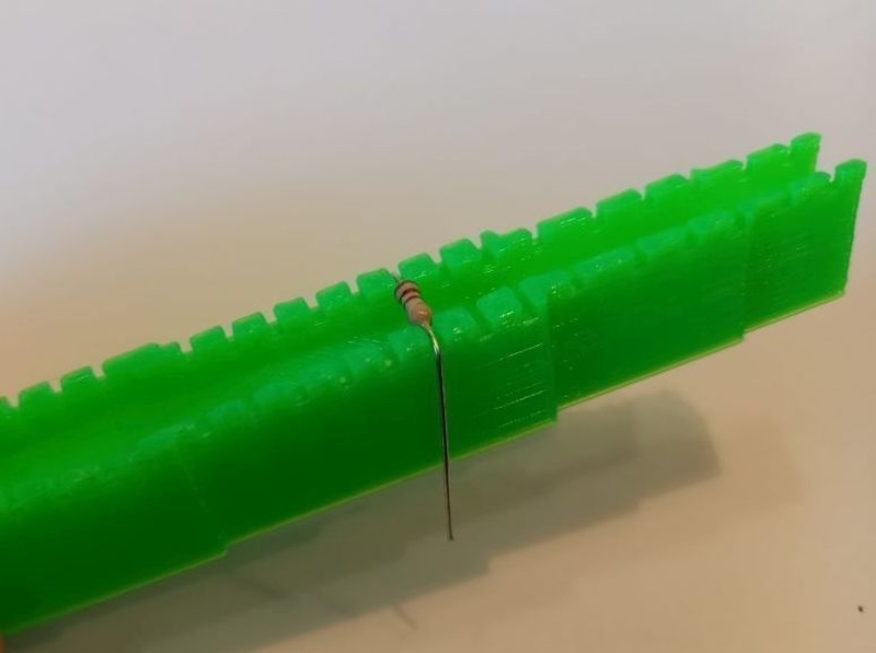 Biegevorrichtung für Widerstände (Bending device for resistors )