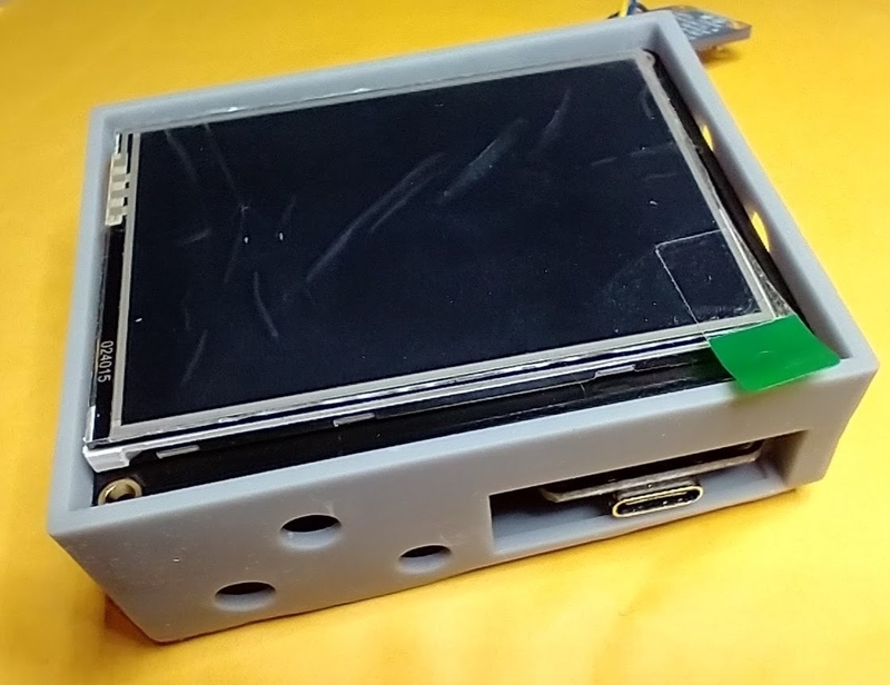 Box for Adafruit Feather 2.4" touchscreen display